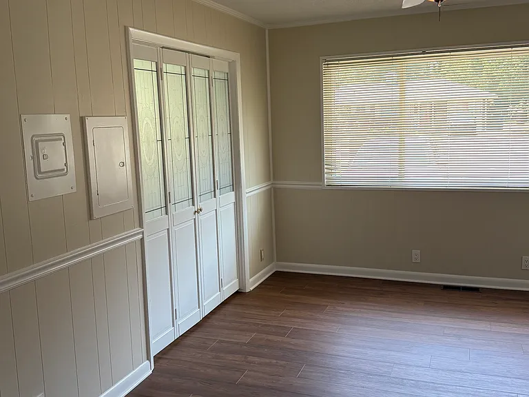 3223 Mountain View Dr — Photo 9