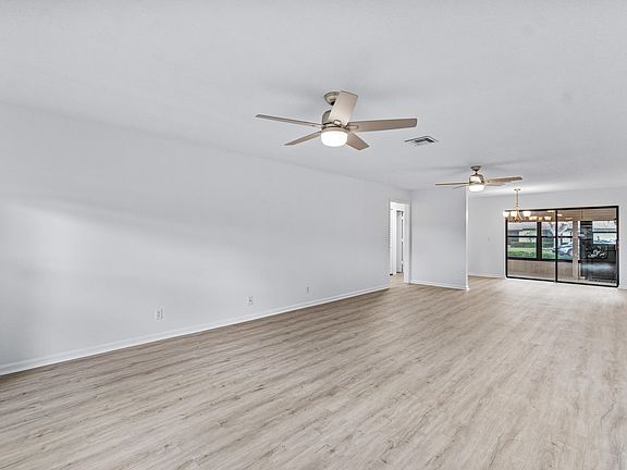3rd image of 4831 Dovewood Circle #A