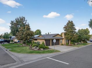 101 Mainberry Dr, Madera, CA 93637