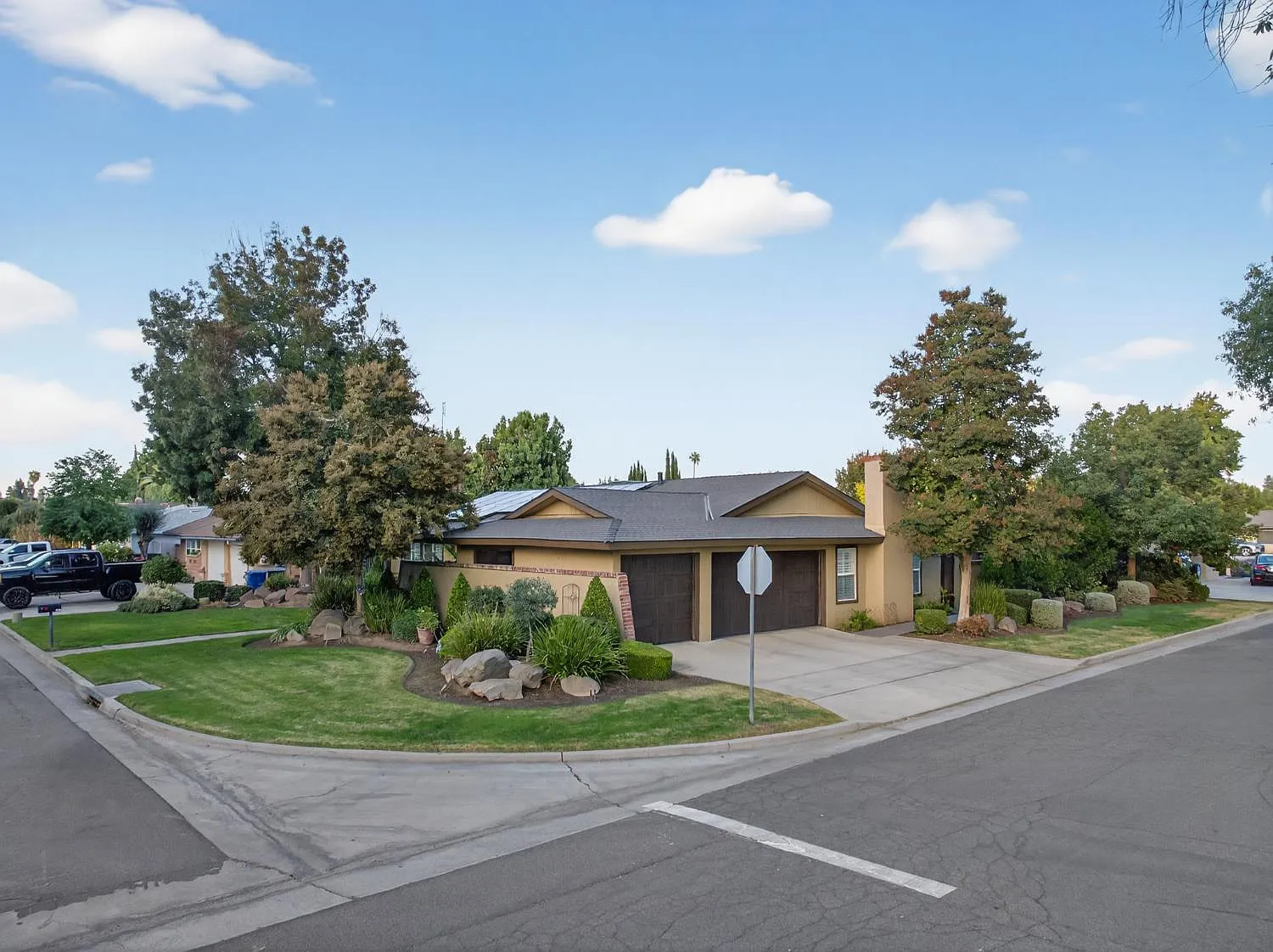 101 Mainberry Dr photo 1