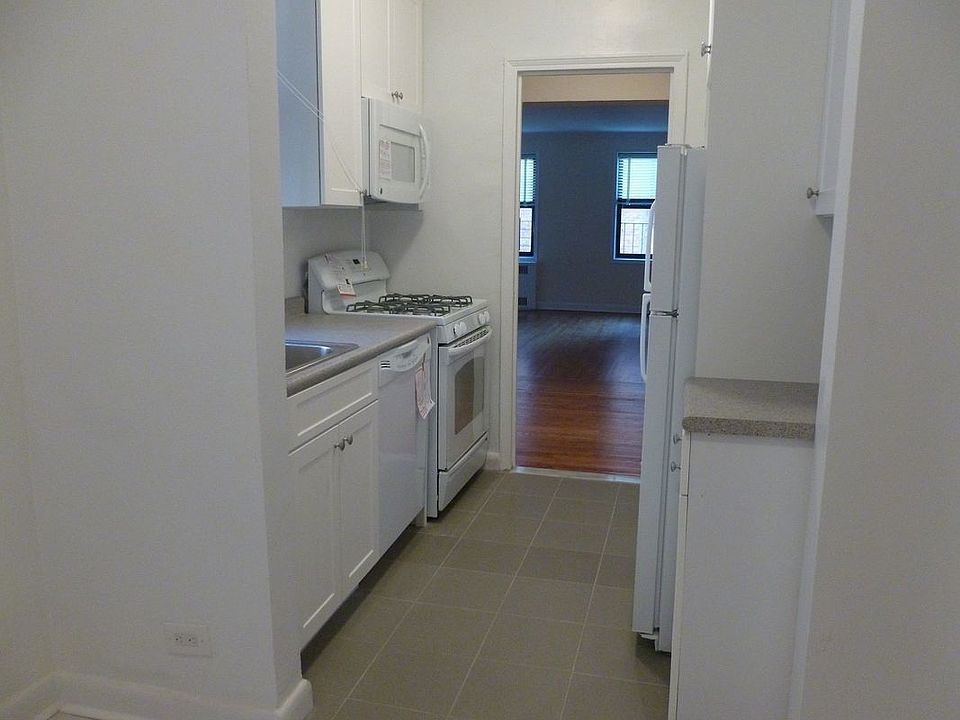 1st image of 65-44 Saunders St #715