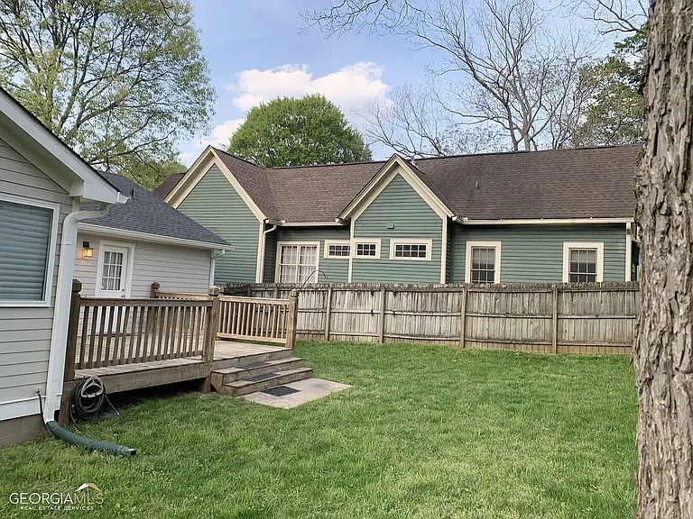 1253 Oak Grove Ave — Photo 7