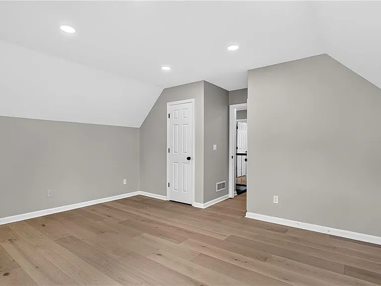 475 Trammell Dr — Photo 36