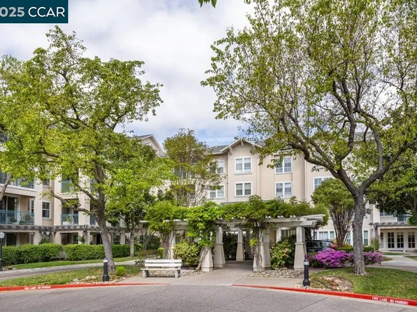 1860 Tice Creek Dr APT 1227, Walnut Creek, CA 94595