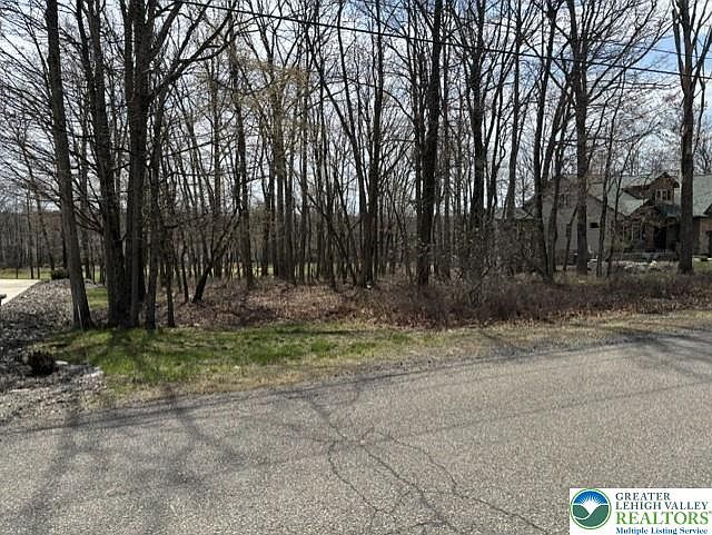 1st image of SE Point Of Woods East Un