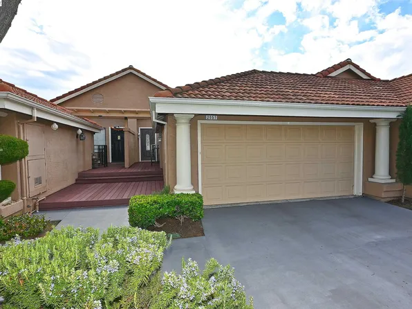 2057 Echo Pl, San Ramon, CA 94582