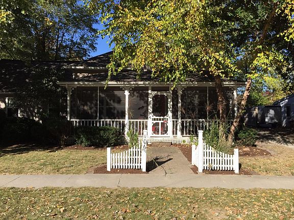 Front of house in Summer