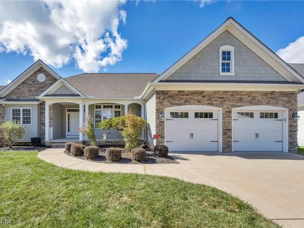 2310 N Bay Dr, Willoughby, OH 44094