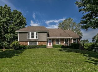 11200 Milton Thompson Rd, Lees Summit, MO 64063