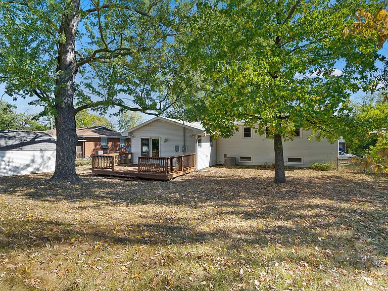 2107 Garden Dr — Photo 27