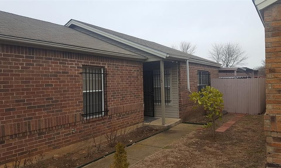 1st image of 10215 Carolina Oaks Dr