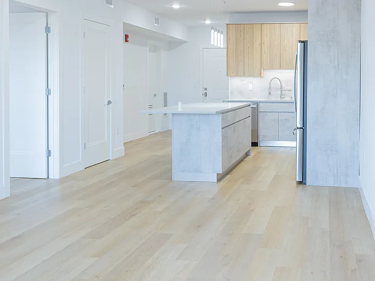 8800 John F. Kennedy Blvd — Photo 32