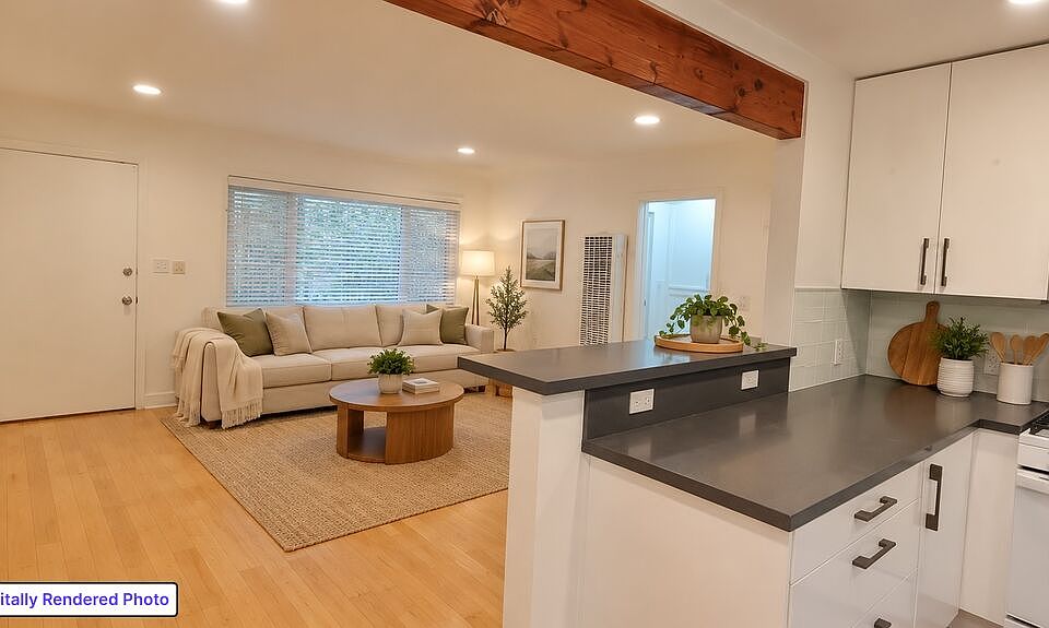 1st image of 305 Broadway St #4