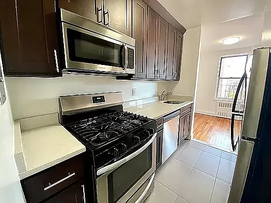 Rented by Voro Purple LLC | media 3