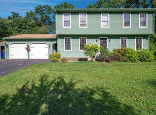 21 Barberry Hill Rd, Cumberland, RI 02864
