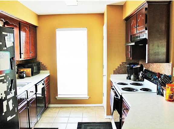 5th image of 9396 Settlers Cir