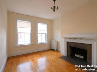 6 Ware St #210, Cambridge, MA 02138