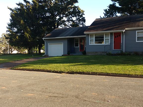 4th image of 1602 5th Ave E