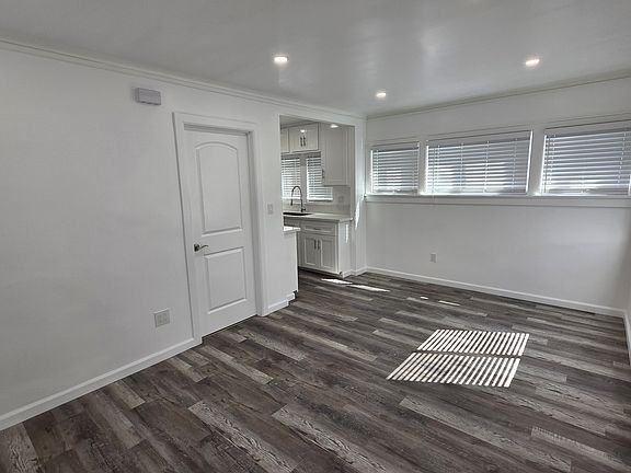5th image of 2710 E 7th St