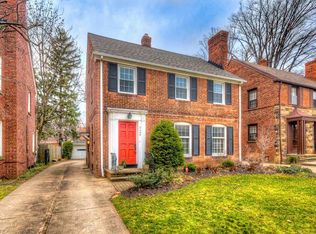 2488 Fenwick Rd, University Heights, OH 44118