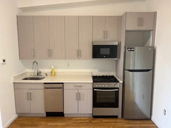 359 1st St #2, Hoboken, NJ 07030