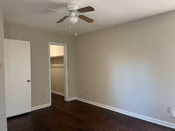 5th image of 7715 Rolling Ridge Dr