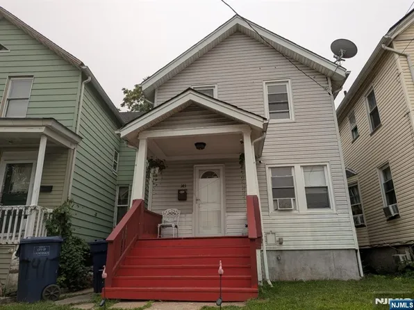 143 Atlantic St, Hackensack, NJ 07601