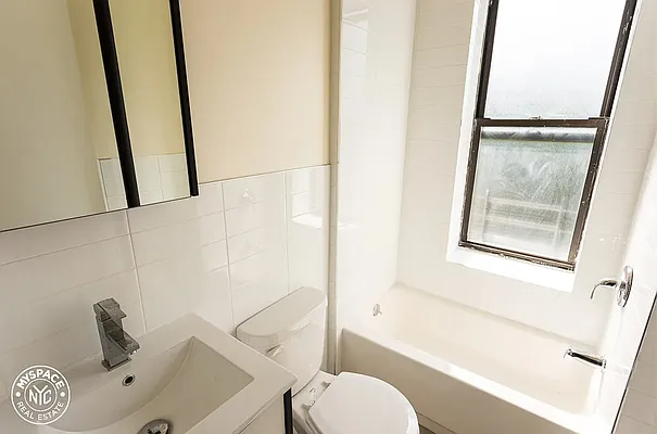 Rented by MySpaceNYC | media 12