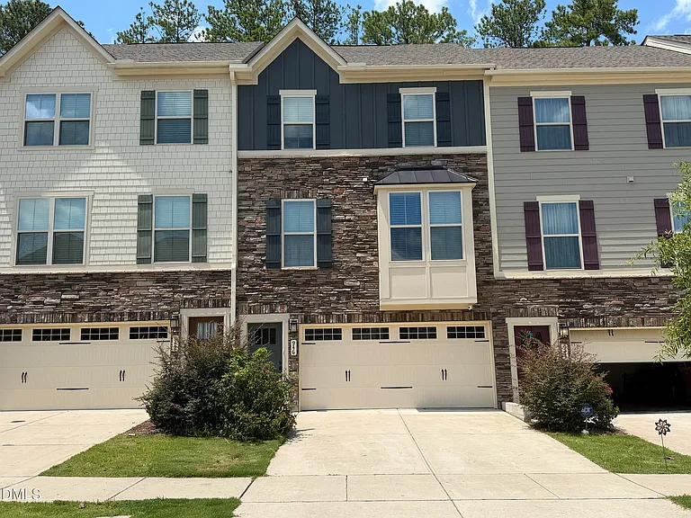 946 Channing Park Cir — Photo 39