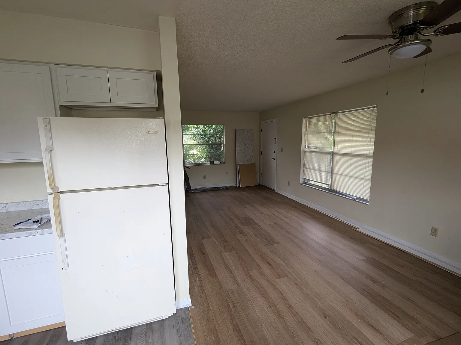 1110 Hampton — Photo 3