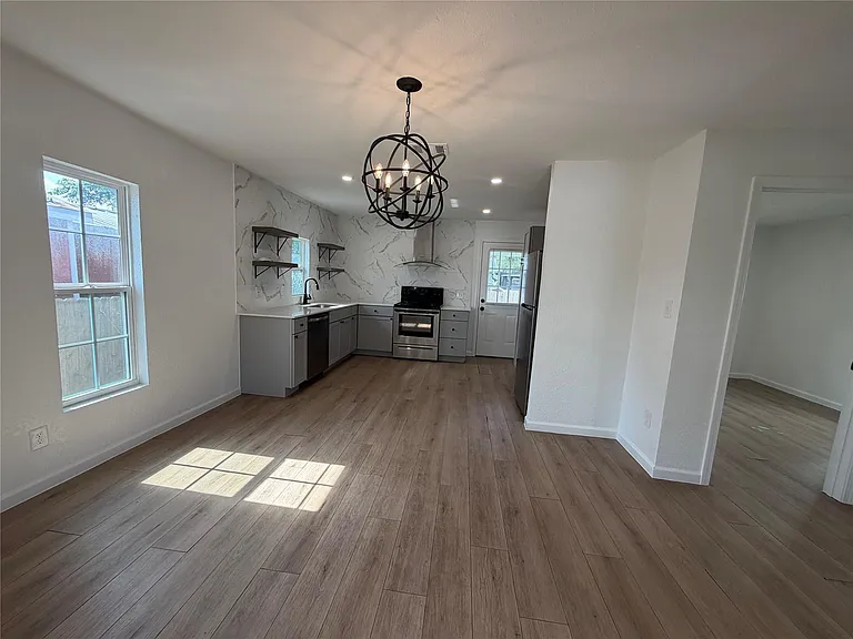 1207 Pine St — Photo 7