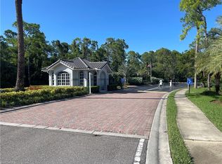 292 Belina Dr #806, Naples, FL 34104