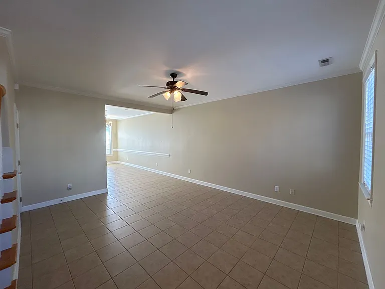 5619 Fetzer Ave NW — Photo 3