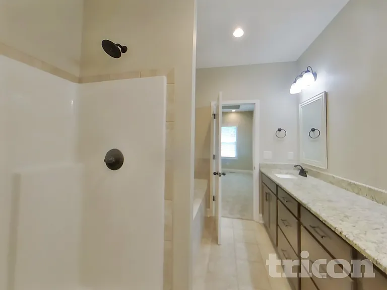 109 Jesse Dr — Photo 10
