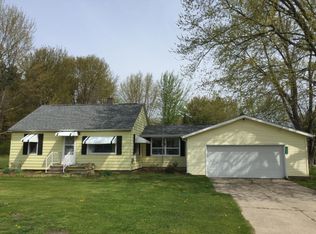 14353 Leonard Rd, Spring Lake, MI 49456