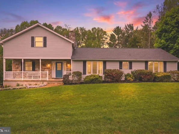 2811 Orchard Lakes Dr, Baldwin, MD 21013