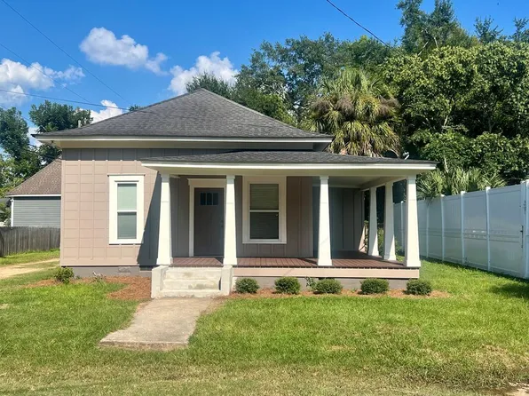 110 S Longstreet St, Fitzgerald, GA 31750