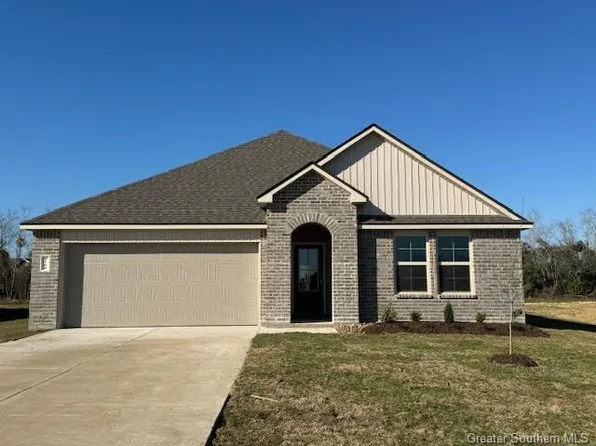 8100 Kelsey Ln, Iowa, LA 70647