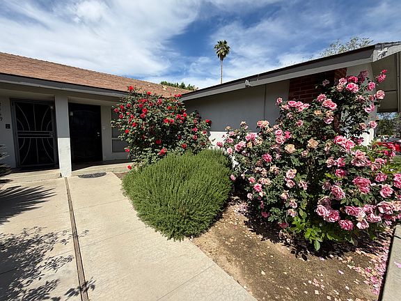 2nd image of 2471 Pinon Springs Cir #2471