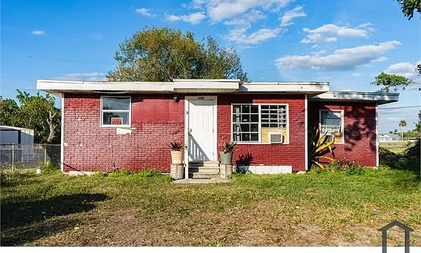 3321 Handy Ct