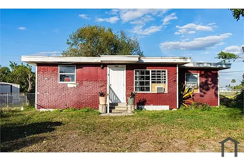 3321 Handy Ct Photo 1
