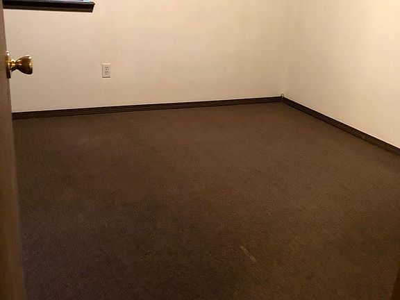 2nd image of 610 Quay St APT A