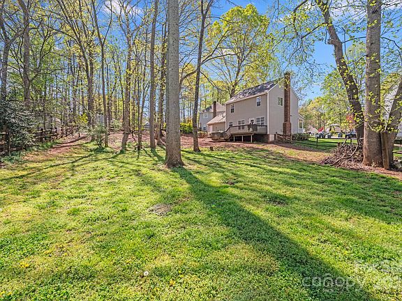 5th image of 9001 Long Pickett Ct