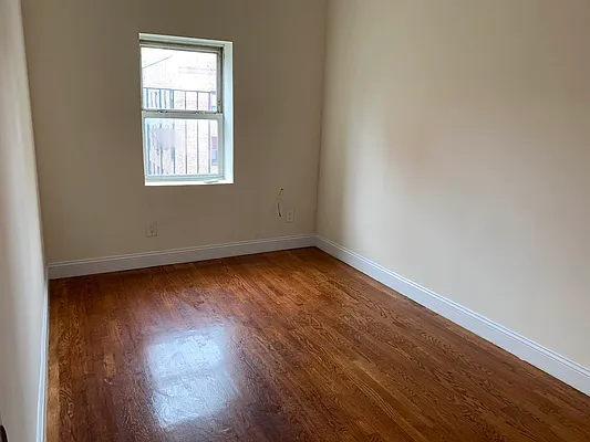 Rented by FirstService Realty (legacy) | media 11