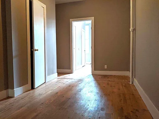 Rented by Premier Metro Realty Corp | media 42