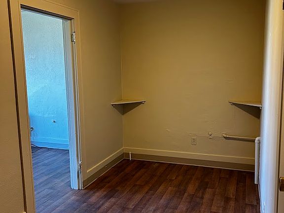 Options for bedroom, hangout/game room or dining area.