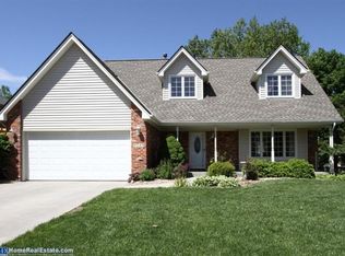 6743 S 42nd St, Lincoln, NE 68516