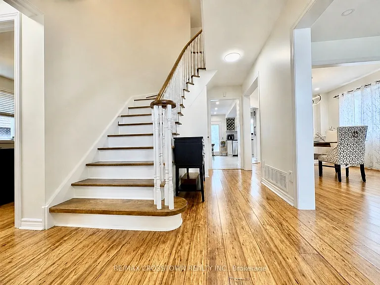 25 Nicole Marie Ave — Photo 3