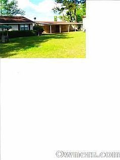 front view of home and carport