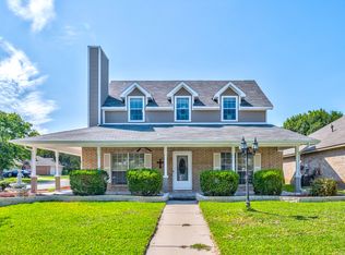 448 Woodridge Dr, Keller, TX 76248